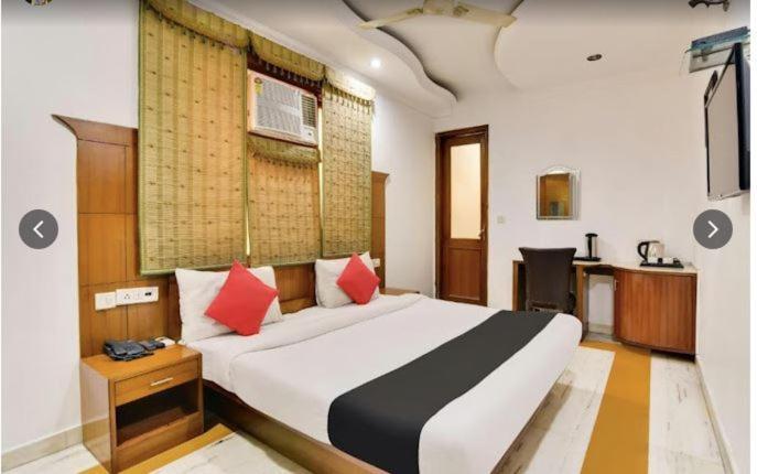 דלהי Tjs Royal Hotel מראה חיצוני תמונה